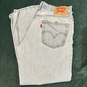 Levi's 550 Men's Relaxed Straight Jeans in Soft Blue 34 x 32